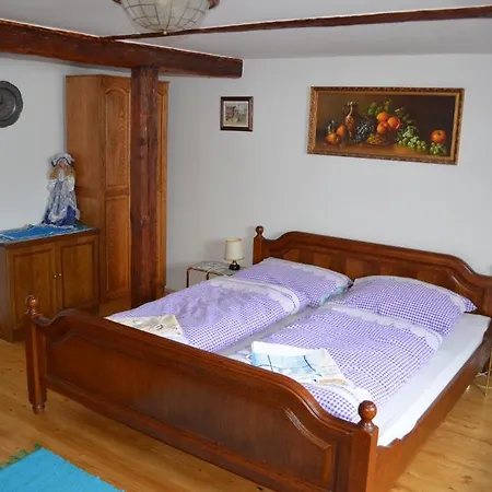 čapkův Statek Hořičky