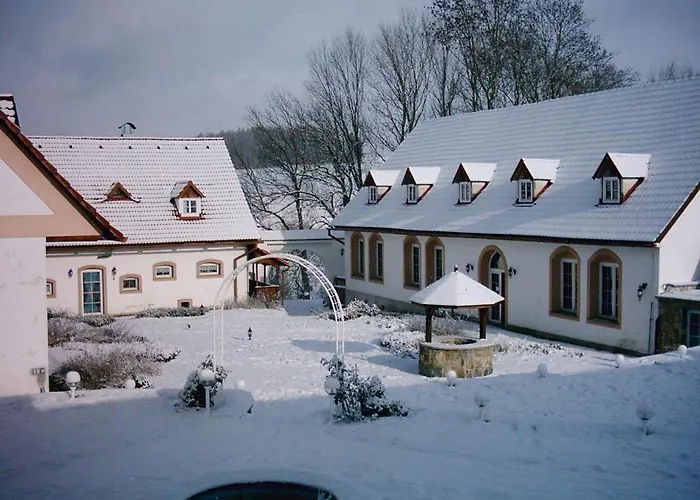 Capkuv Statek 3* Hořičky